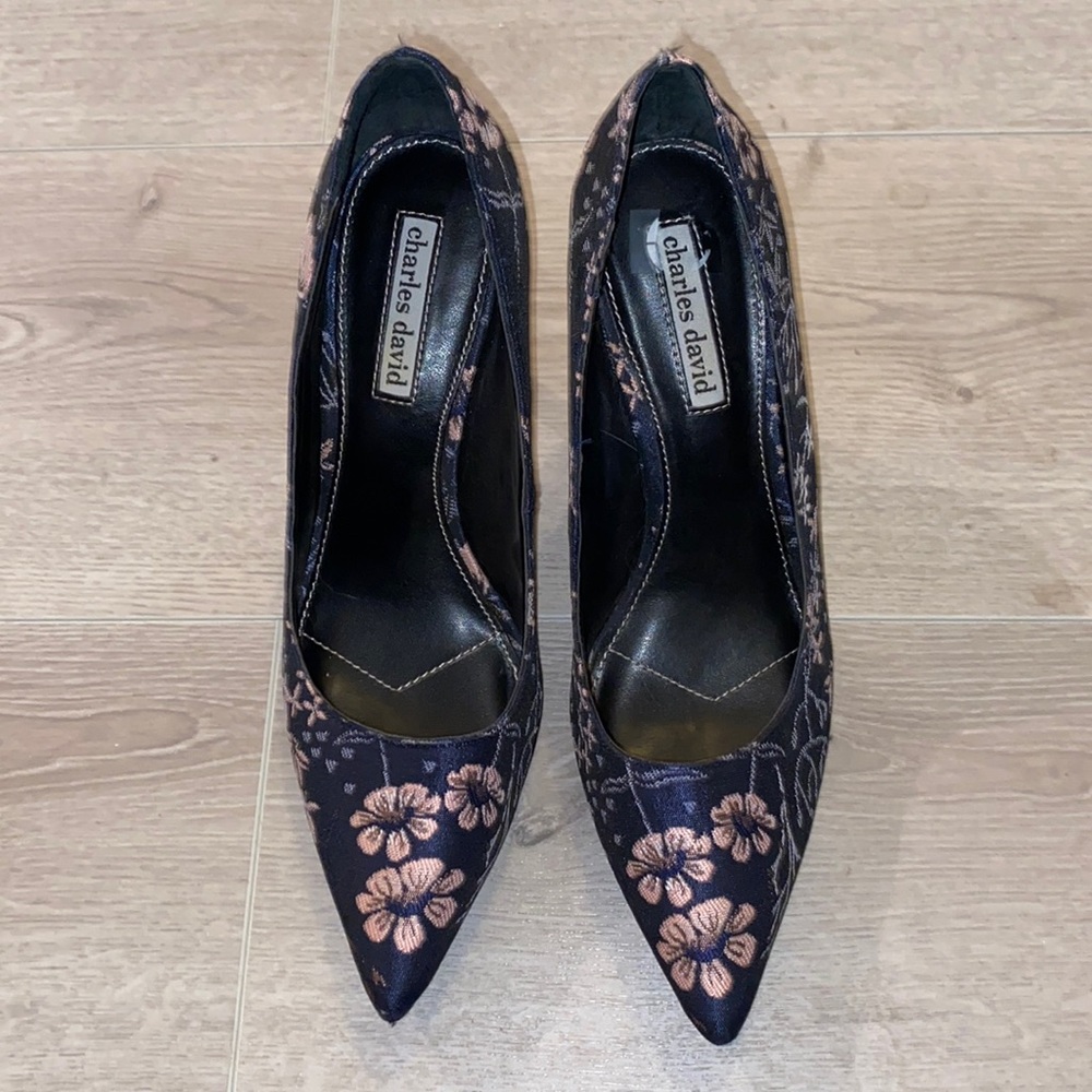 Charles David Floral Heels 8